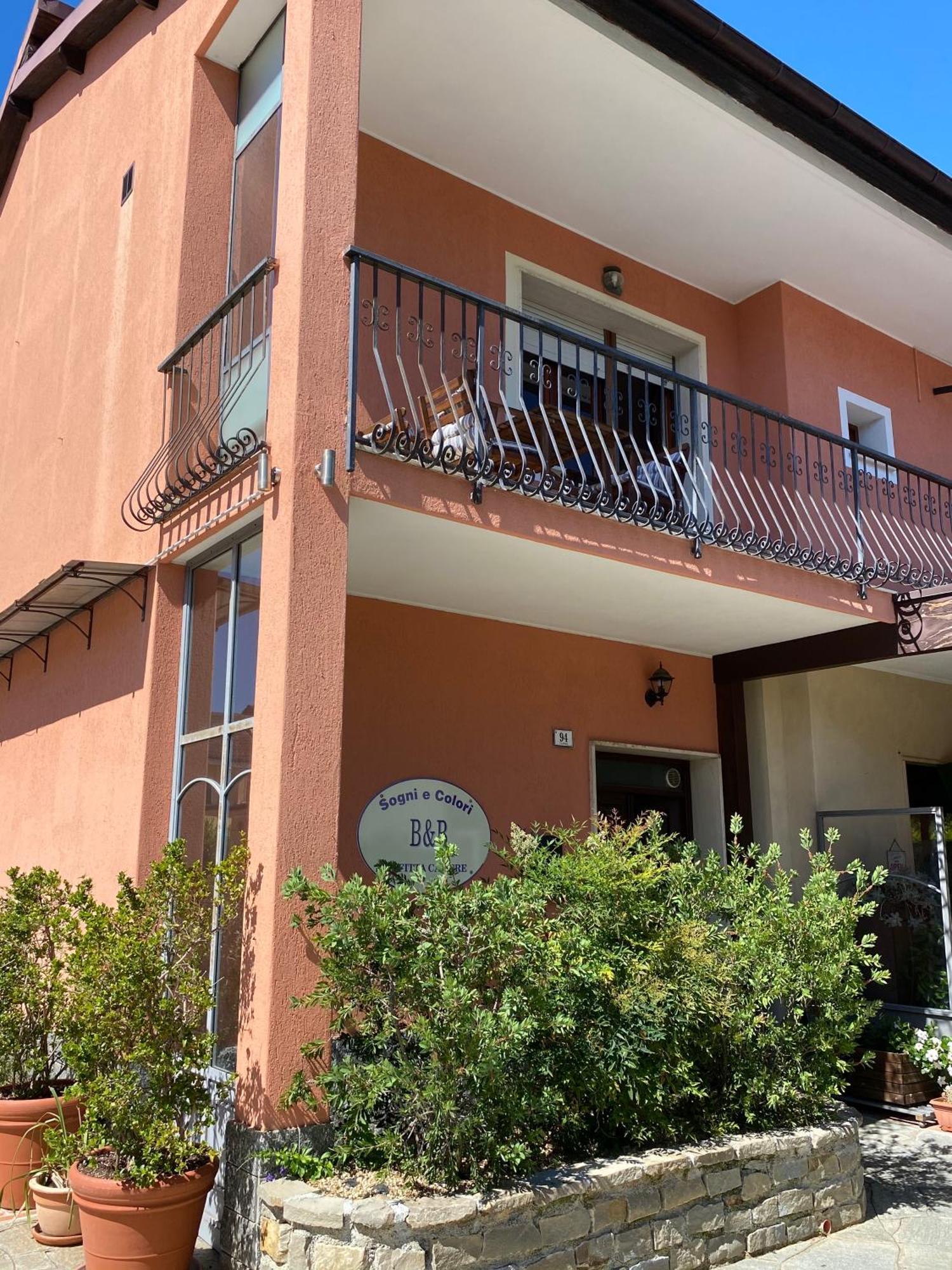 Sogni E Colori Bed & Breakfast Villanova d'Albenga Exterior photo