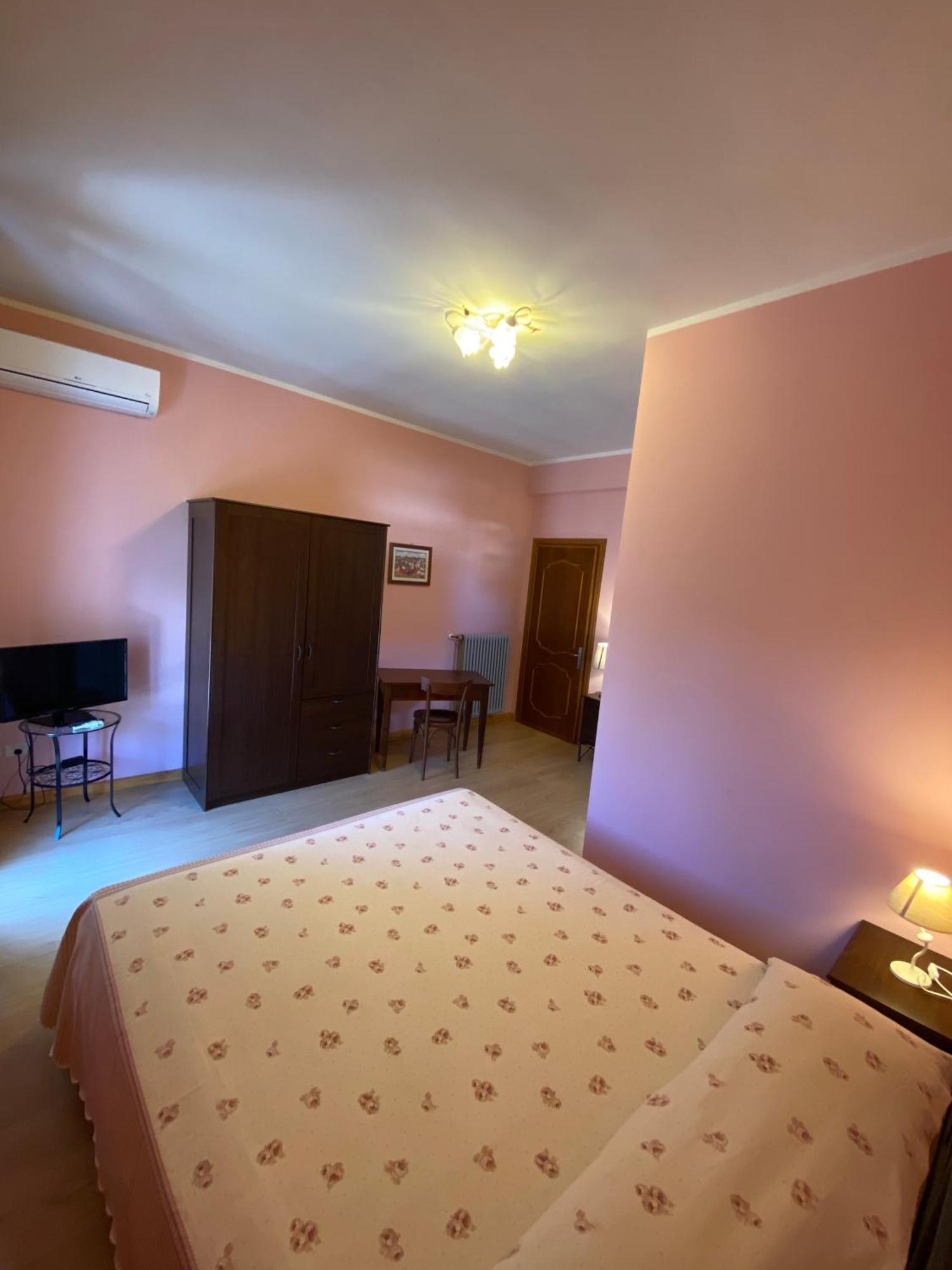 Sogni E Colori Bed & Breakfast Villanova d'Albenga Exterior photo